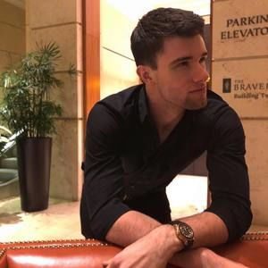 Meet your Posher, Luke